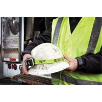 Lampe frontale &agrave; faisceau large/concentr&eacute; et &agrave; s&eacute;curit&eacute; intrins&egrave;que, DEL, 310 lumens, 40 hres de fonctionnement, piles AAA Distribution Industrielle GC